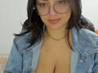 Hi I am Jasmina living in Almere in holland  and looking for some fun, you also? i wait for you!