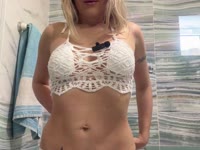 Confident, feminine blonde with life experience and a warm personality. I enjoy deep conversations, flirting, and creating a relaxed, intimate atmosphere. I know how to listen, connect, and make you feel special.