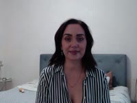 I am beautiful, always attract attention. Visitors will be interested to spend time with me after seeing me!