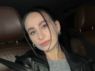 naked webcam girl DominikaFires