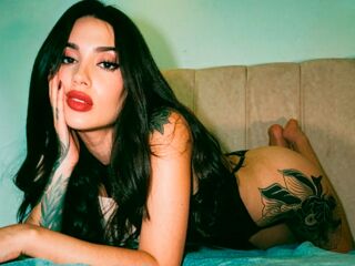adult livecam EmiliaVanRose