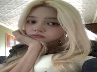 beautiful webcam girl IlseSheumaker