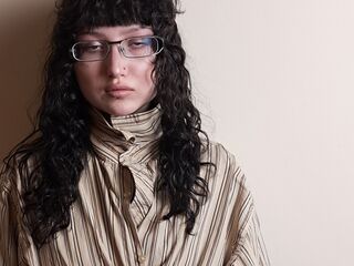 webcam babe LonnieMackaman