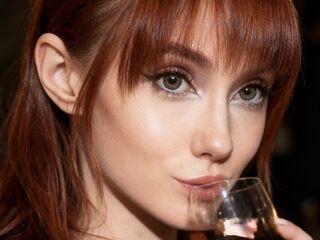 camgirl masturbating with vibrator WendyElmergreen