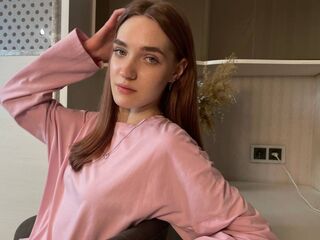 cam girl playing with vibrator AntonetteRamerez