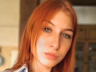 nude webcamgirl pic BonnieCrook