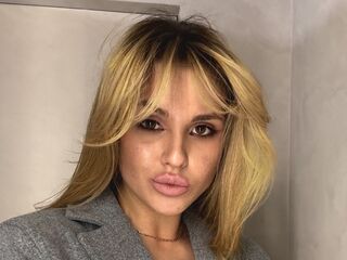 free videochat NayaMorel