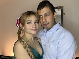 adult couple live cam SiellaAndKosta