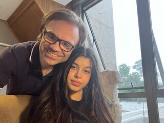 naked webcamcouple picture ViktorAndPenny