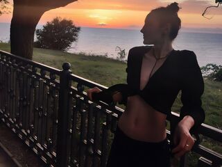 dominal live web cam AllisonReech