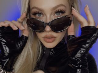 live bdsm sex cam LiyaWilde