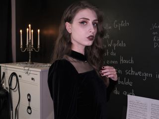 corset fetish livecam MarleneWald