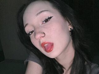 cam girl chat AccaBelow