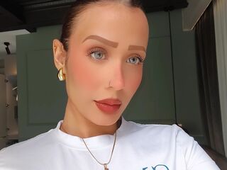 naughty video chat AdrianaRossetti