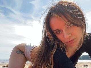 naked webcamgirl AgataMilk