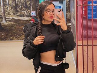 girl topless chat AkiraFlorez