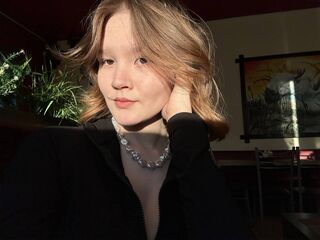 naked girl with live cam fingering AliseBlade
