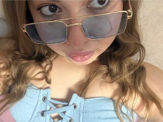 naughty cam girl ArianaBrault