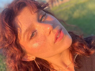 porn cam AstridChing