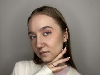 hot cam girl AudreyHermet