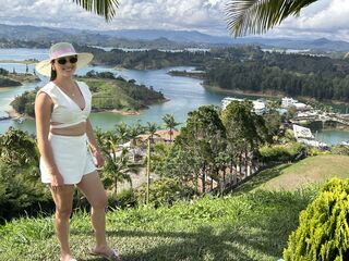 sexy webcamgirl picture AuraCrhistina