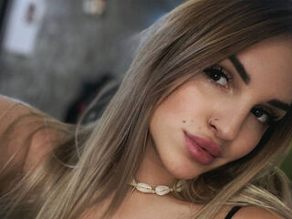 camgirl playing with dildo AuroraPhillips