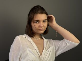 fingering girl chatroom CaritaMattox
