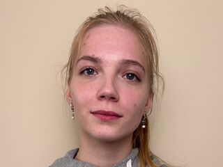 adult chatroom CarmanChapmon