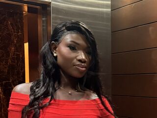 strip tease ChannelVoss