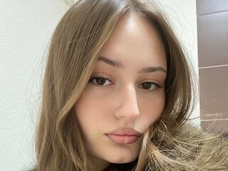 hot cam girl ChauPoling