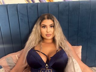 naked cam girl ChloeBellamie