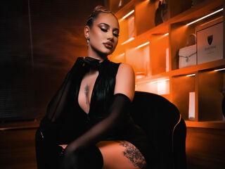 cybersex chat room ChloeGracey