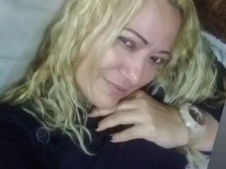 fingering girl cam picture ClauWhite