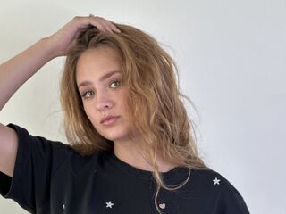 camgirl showing pussy CodiCarrion