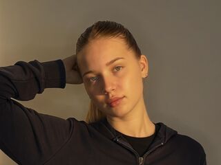free nude webcam CristalCinnamond