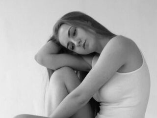 cam slut picture CwenGammell