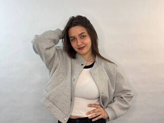hot cam girl masturbating ElaraWhitmoren