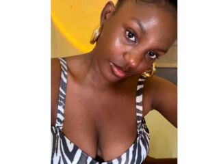 webcam photo EleanorVee