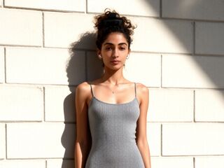 masturbating webcamgirl EllieTaulbee