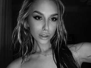 chat room webcam picture ElysiaXo