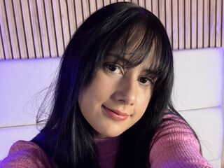 naked girl with live cam EmilyAleen