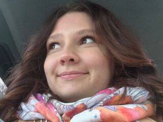 topless cam girl EmmieTatte