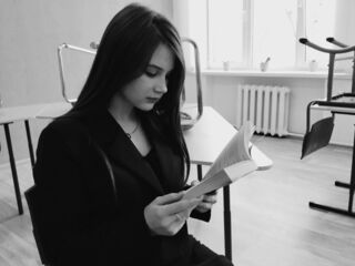 naughty webcamgirl EnricaElis