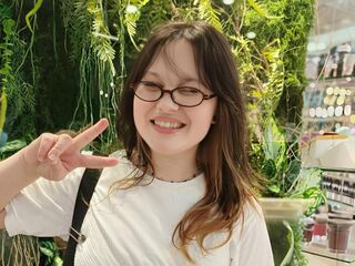 webcam girl chat room FayLawley