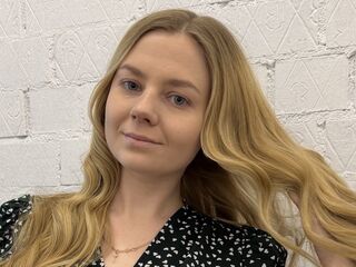 nude gamgirl FeleciaRewerts