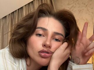 free webcam video HippieChristie