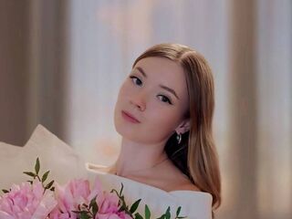 topless girl JaniseServoss