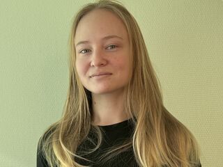 chat room free JeniferFerrarini