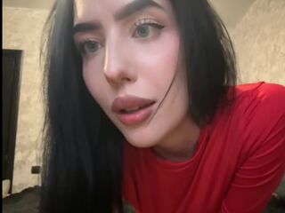 cam girl chatroom JoelCrossett