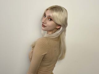naked girl with webcam masturbating with vibrator JoslynCobbin